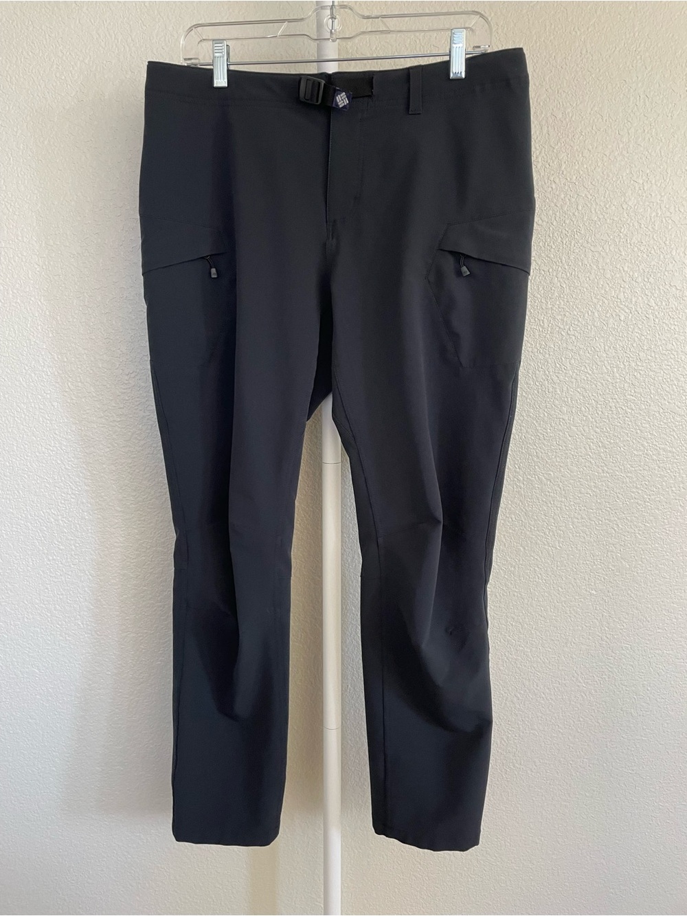 Columbia Women’s Black High Performance Outdoor Hiking/Utility Pants XL